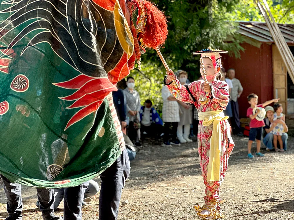 西気良白山神社 大神楽