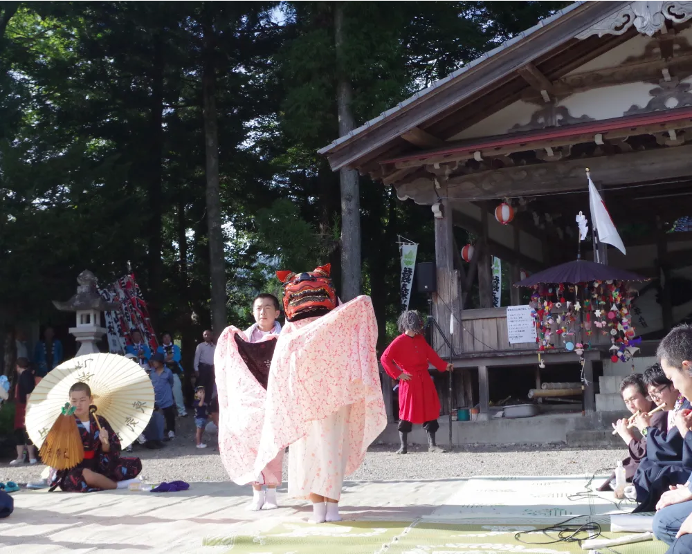 Higashikira Hakusan Shrine Ise-Kagura